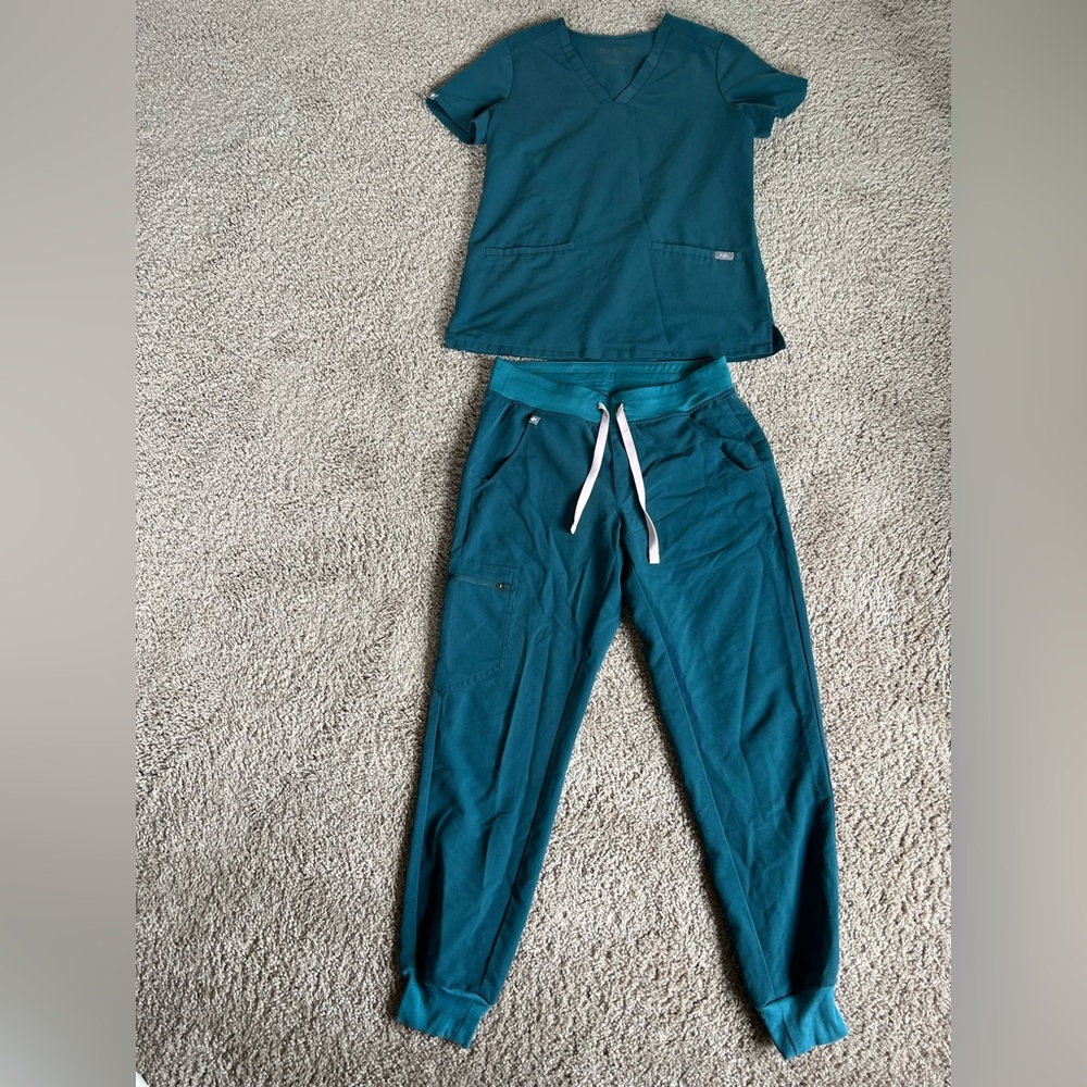Figs Technical Collection Teal Top